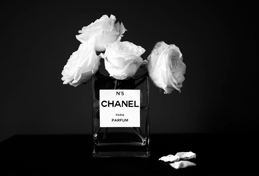 عطر Chanel No5 .. أسطورة أزلية وواقع عصري