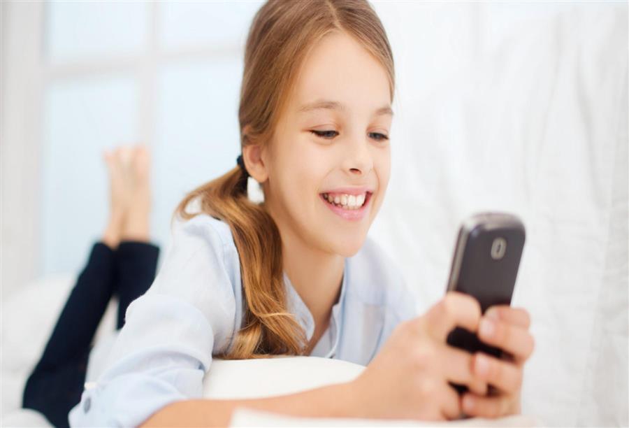 مخاطر خفية لأستخدام الأطفال للهواتف المحموله
