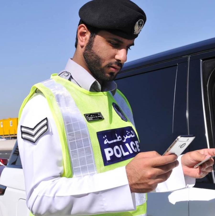 مرور دبي يمنح السائقين المثاليين لمدة خمس سنوات سيارات 