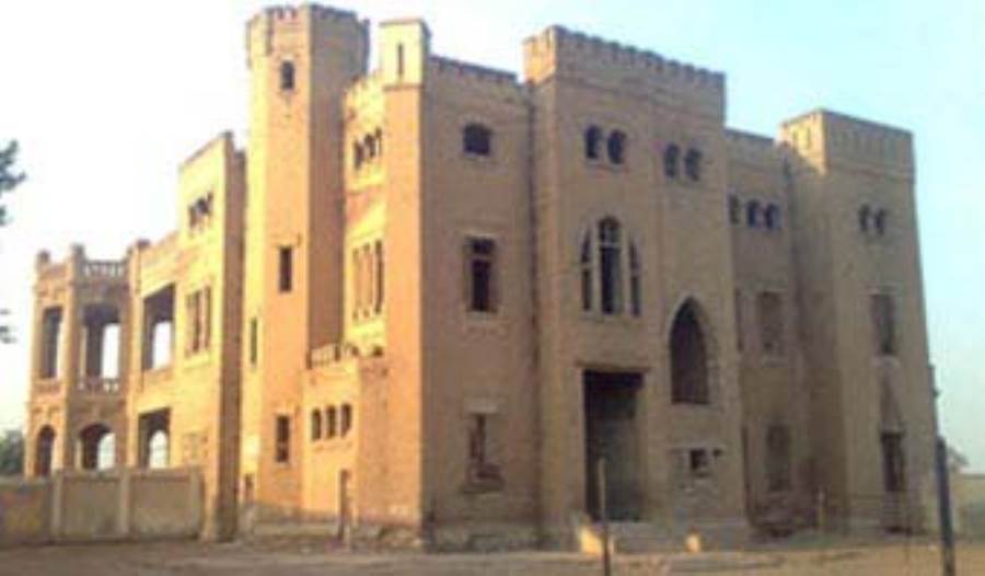 انهيار قصر "الملك فاروق" بقرية الفاروقية بالشرقية