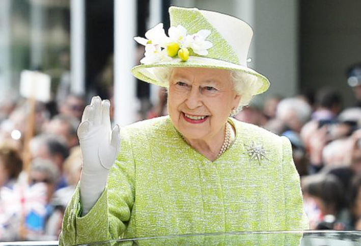 الكشف عن ثروة الملكة إليزابيث الثانية