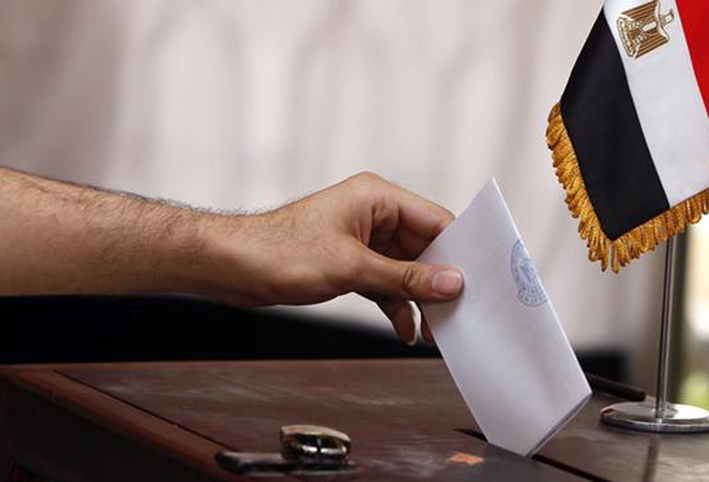 بالصور .. المشاهير يدلون بصوتهم في الانتخابات الرئاسية المصرية