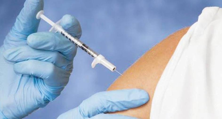 خبراء يكشفون خواص إضافية للتطعيم بـ "لقاح الإنفلونزا" .. إليك التفاصيل