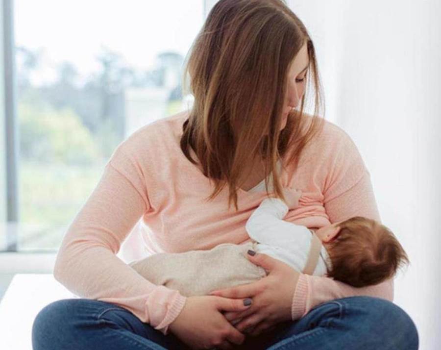 للأمهات .. 5 خطوات يجب اتباعها لـ الرضاعة الطبيعية السليمة