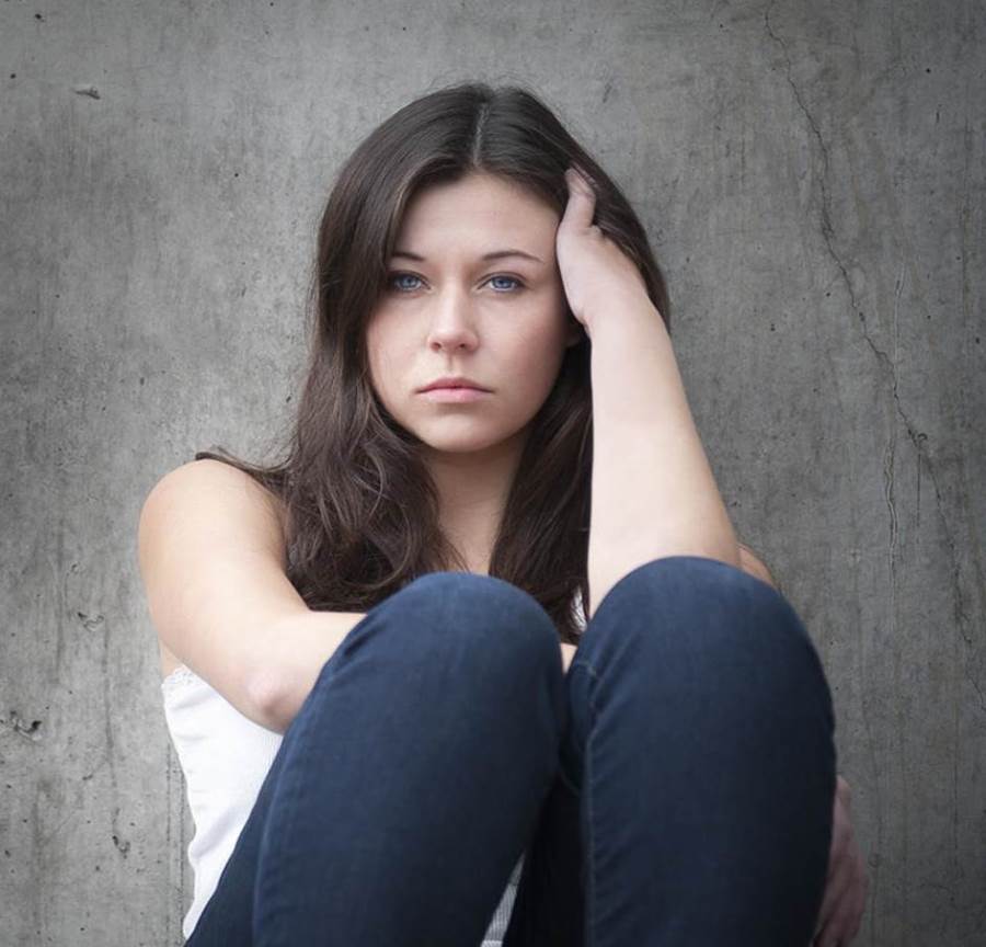 كيف يختلف اكتئاب المراهقين عن البالغين؟ 