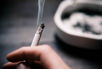 شركة يابانية تمنح إجازة لموظفيها غير المدخنين