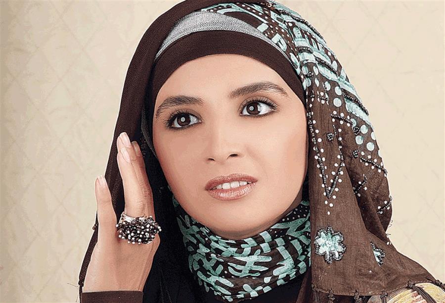 حجاب حنان ترك يشعل أزمة فنية ! 