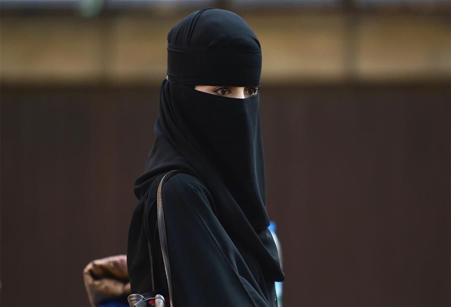 في السعودية..50 حالة حمل من "محارم" وشابة تتحدث عن اغتصابها .
