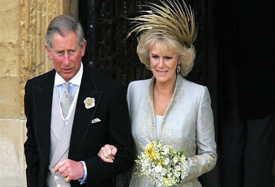 رغم نجاح زواجها من الأمير تشارلز .. كاميلا لم تصل الي قلب كل الشعب البريطاني