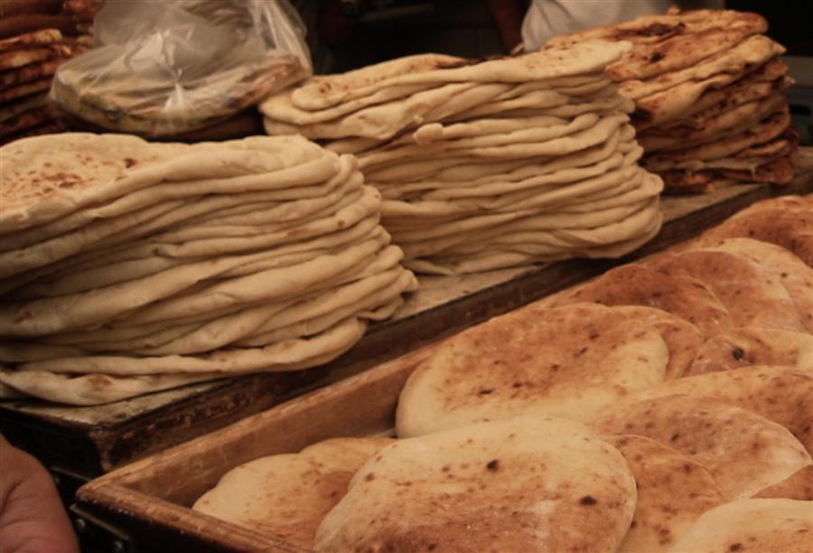 أذا اردت خبزا صحيا.. عليك بالـ «مُقمّر» والـ «أسمر»