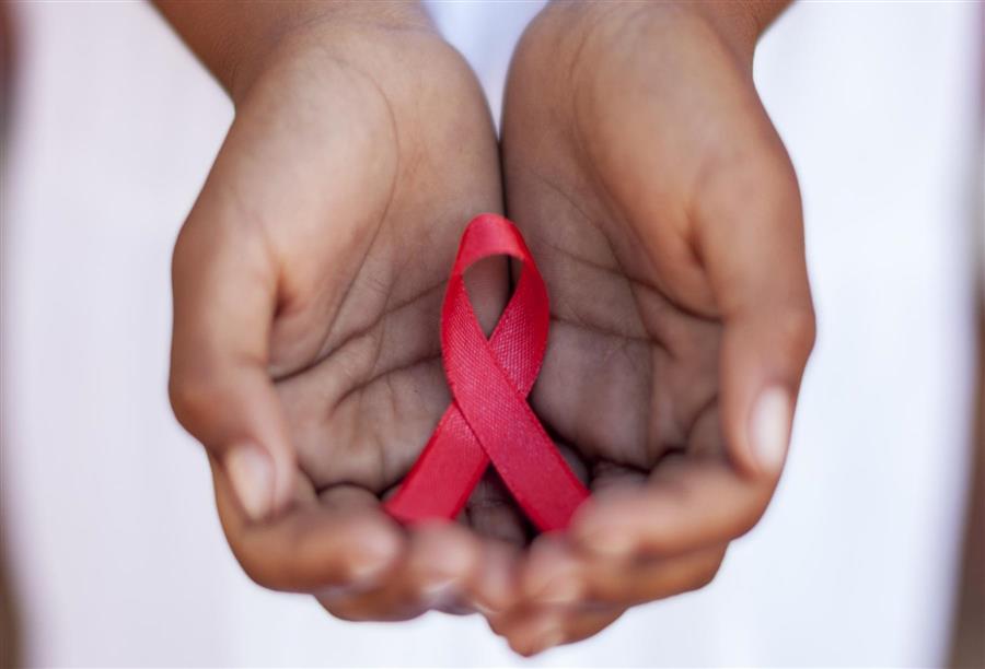 دراسة تفسر مقاومة فيروس الإيدز ومواصفات اللقاح ضده