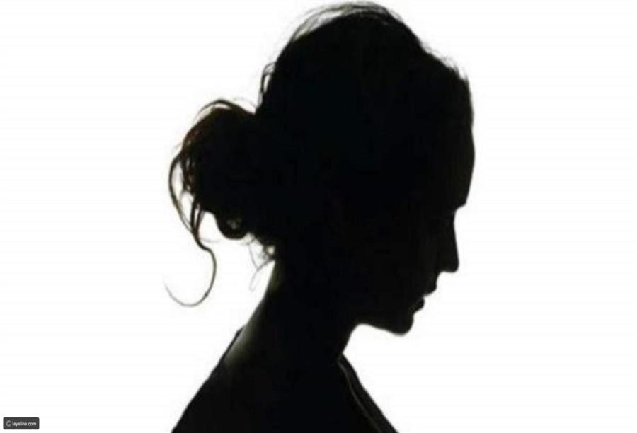 السيدة الفرنسية ''غضبت'' من الحجاب فمزقته عن وجه السيدة الإماراتية