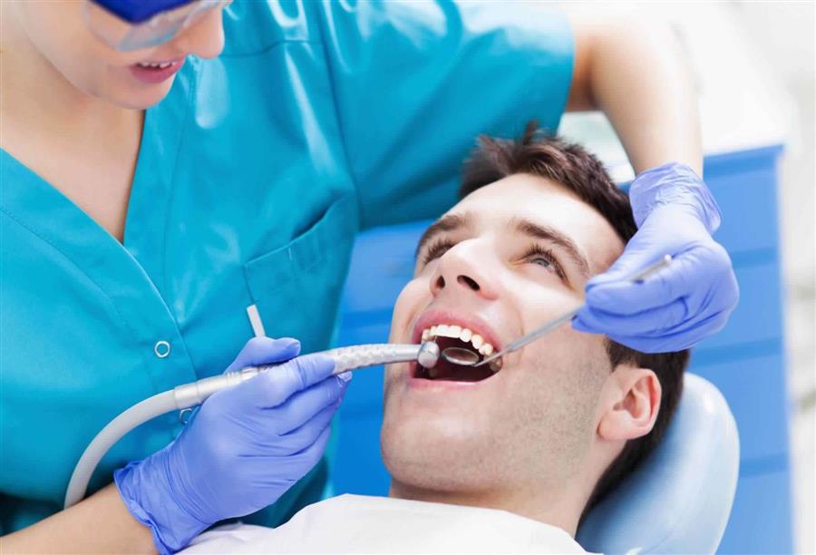 كيف نحافظ على القلب أثناء أجراء العمليات الجراحية عند طبيب الأسنان؟