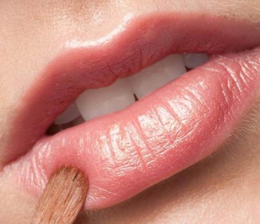 تحلمين بملمس شفاه الطفل؟ إليك مرطبات Maybelline’s Baby Lips 