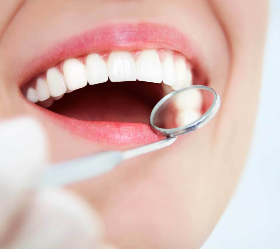 تجنبي الأخطار التالية لعمليات ربط الأسنان