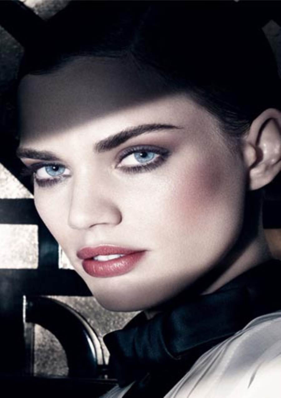 باقة مكياج Laura Mercier Cinema Noir لخريف 2012