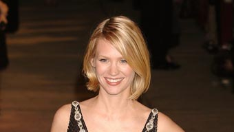  النجمة جانيوري جونز تلتزم الصمت بشأن هوية والد طفلها