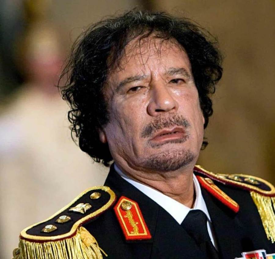 تعرف على وجه الشبه بين "القذافي" و "أوباما"
