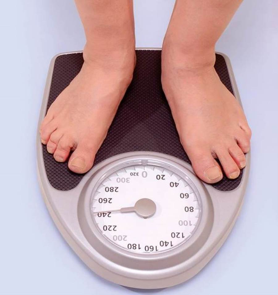 كيف أستطاع شخص خسارة  12 كيلو من وزنه في يوم واحد؟