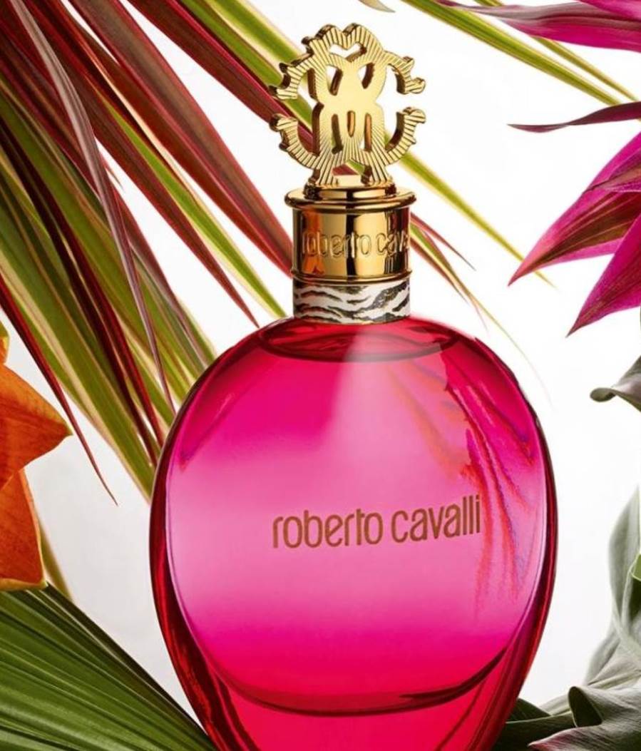 اهربي إلي عالم ساحر مع عطر  Roberto Cavalli Exotica	