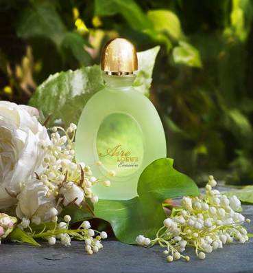  انطلقي بحرية وخيلاء مع عطر Loewe Aire Evasion