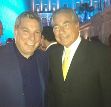 صورة علي جابر مع مصطفى فهمي ويخلق من الشبه أربعين