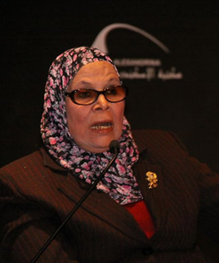 الدكتوره آمنة نصير