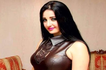 أحالة صافيناز للمحكمة لاتهامها بإهانة علم مصر