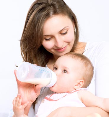 9 نصائح لإطعام طفلك الرضيع للمرة الأولى