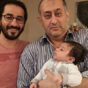 ياسمينا تحذف صورة طفل أحمد حلمي فجأة وتعتذر