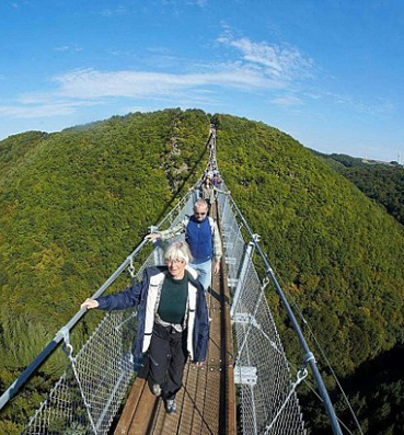 أطول جسر معلق بالأحبال في ألمانيا
