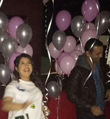 زوج آيتن عامر يفاجئها في عيد ميلادها