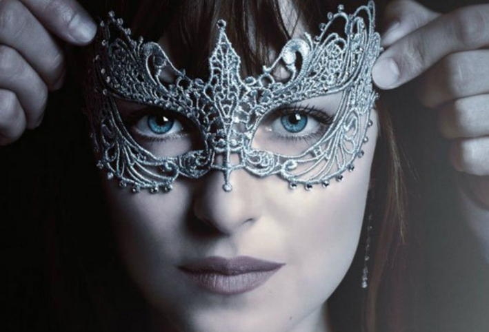 تعرفي علي الفيلم الذي تفوق على "Fifty Shades Darker"