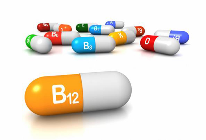 7 مؤشرات لنقص فيتامين B12 بالجسم .. اكتشفيها