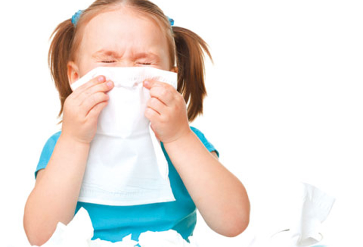 جدل طبي حول استخدام بخاخات لقاح الإنفلونزا للأطفال