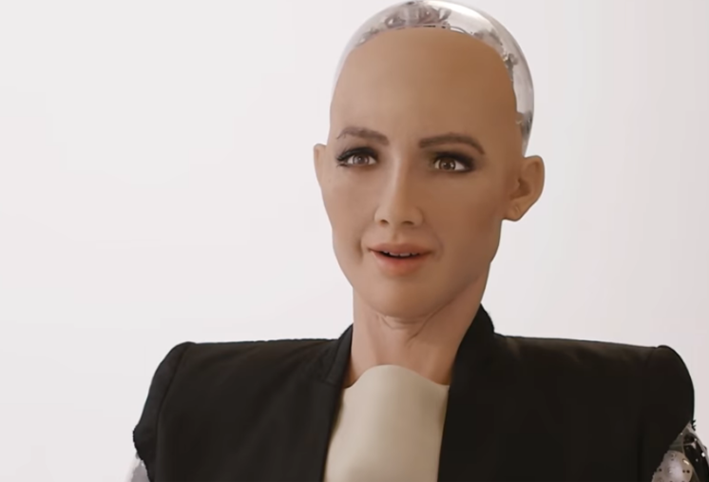 الروبوت صوفيا : "أرغب في تكوين عائلة"