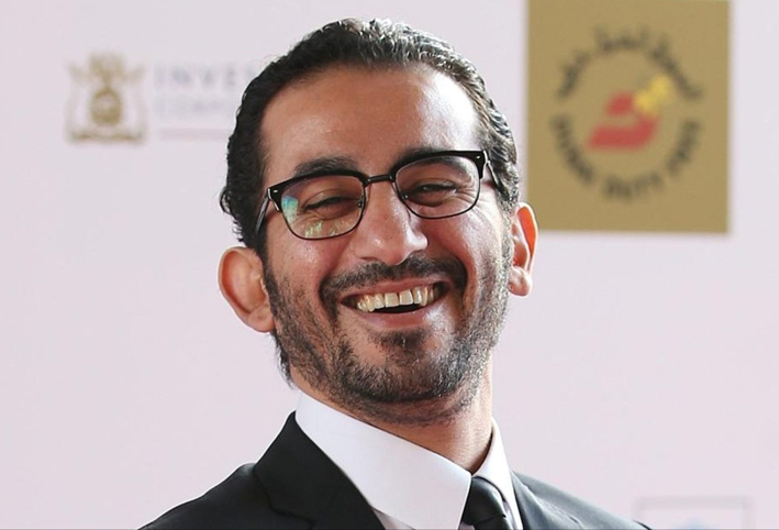 أحمد حلمي : "لولا ربنا ثم هنيدي مكنش حد فينا خد فرصة في السينما"