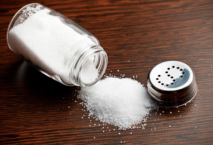 الأغذية الصحية لا تلغي الضرر من تناول الأطعمة عالية الملح