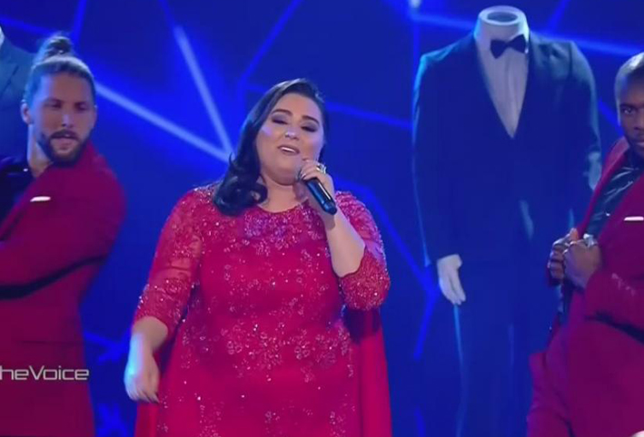 بالفيديو .. العراقية "دموع" تفوز بـالموسم الرابع لـ«THE VOICE»