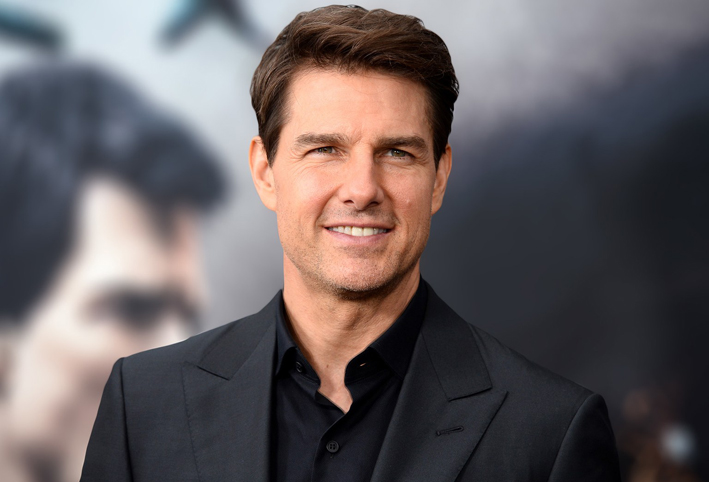 توم كروز يتصدّر إعلان "MISSION : IMPOSSIBLE FALLOUT" مع فريقه 