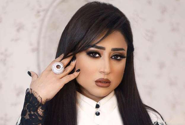 بالفيديو .. رد فعل فنانة بحرينية عزباء عند ذكر كلمة "عانس" 