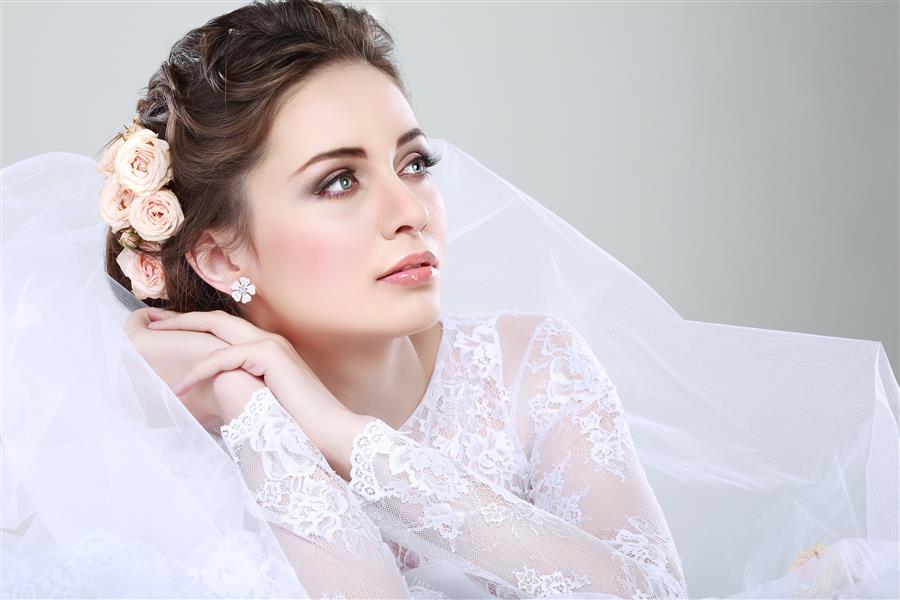 خمسة أشياء تضاعف جمال العروس يوم زفافها