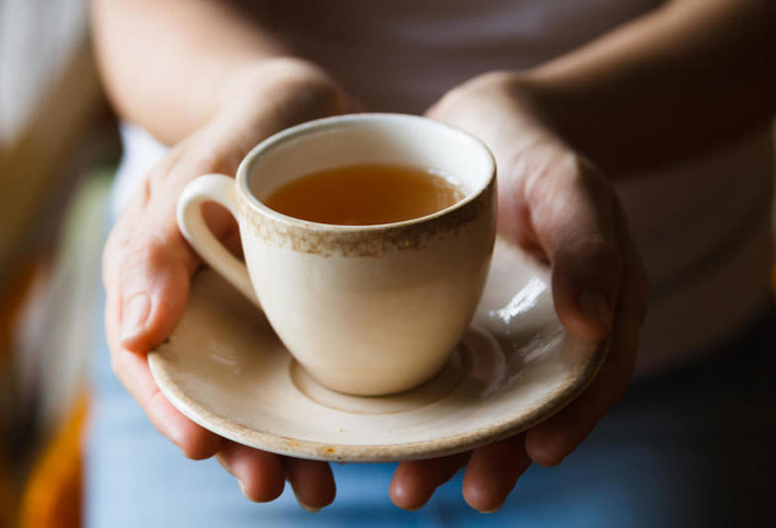 تبديل مشروب سكرى واحد بكوب من الشاى أو القهوة يقلل خطر الإصابة بالسكر 10٪