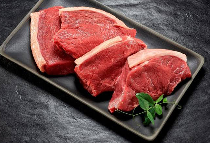 أكل اللحوم الحمراء مهمة لصحة الدماغ والعضلات