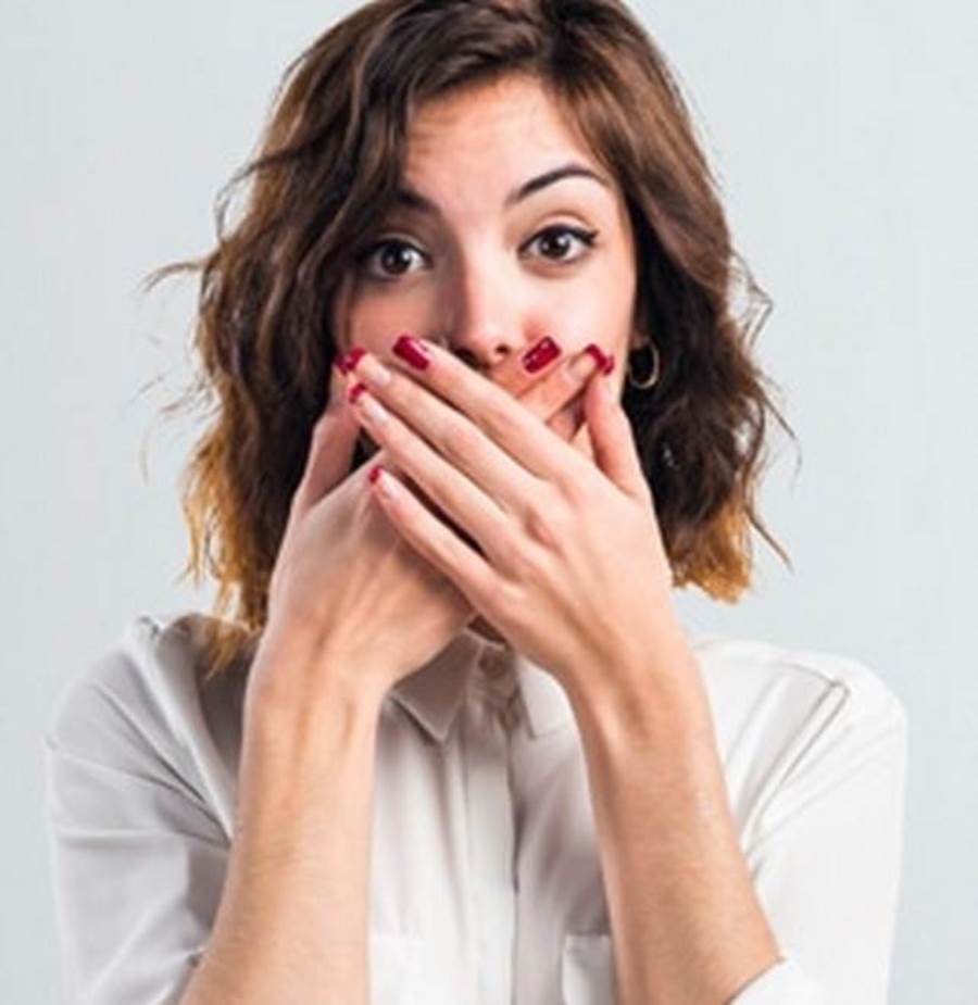 أعاني من جفاف الفم، ليس في رمضان بل من قبله. وفي رمضان زاد الأمر، بمَ تنصح؟