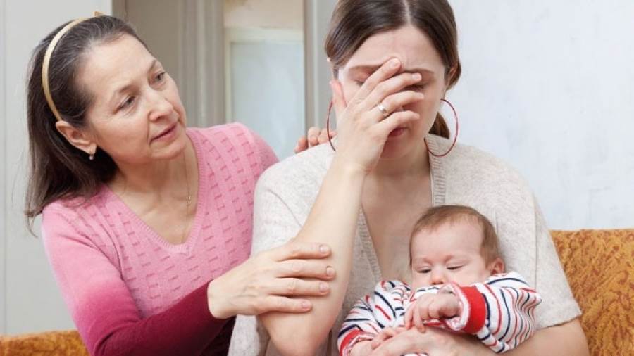 اكتئاب ما بعد الولادة