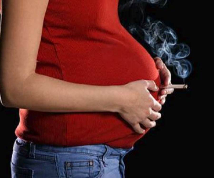 دراسة: تدخين المرأة الحامل يؤذي أحفادها في المستقبل