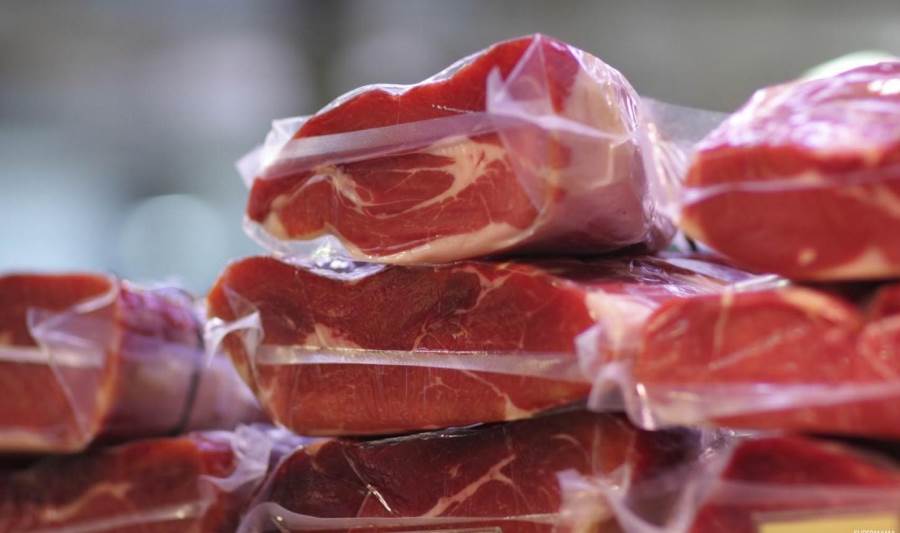 ما هي أقصى مدة لحفظ اللحوم في الفريزر؟