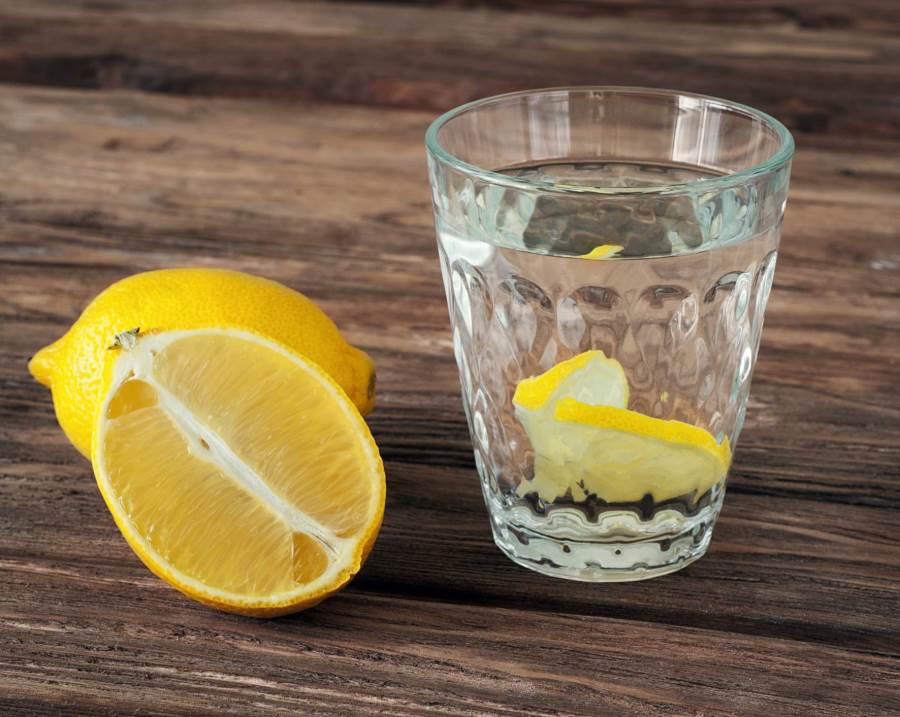 هل عصير الليمون المغلي فعال فى علاج نزلات البرد وكورونا؟