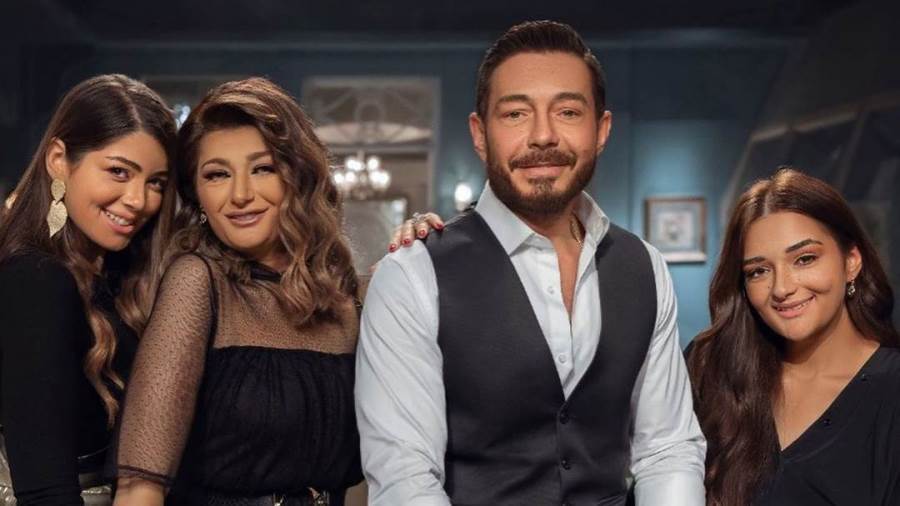 أحمد زاهر وعائلته